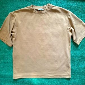Uniqlo T Shirt